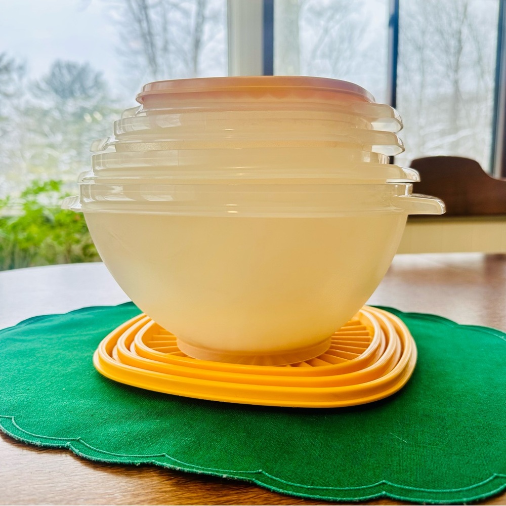 Vintage Tupperware 8 piece Servalier Set - New in Package